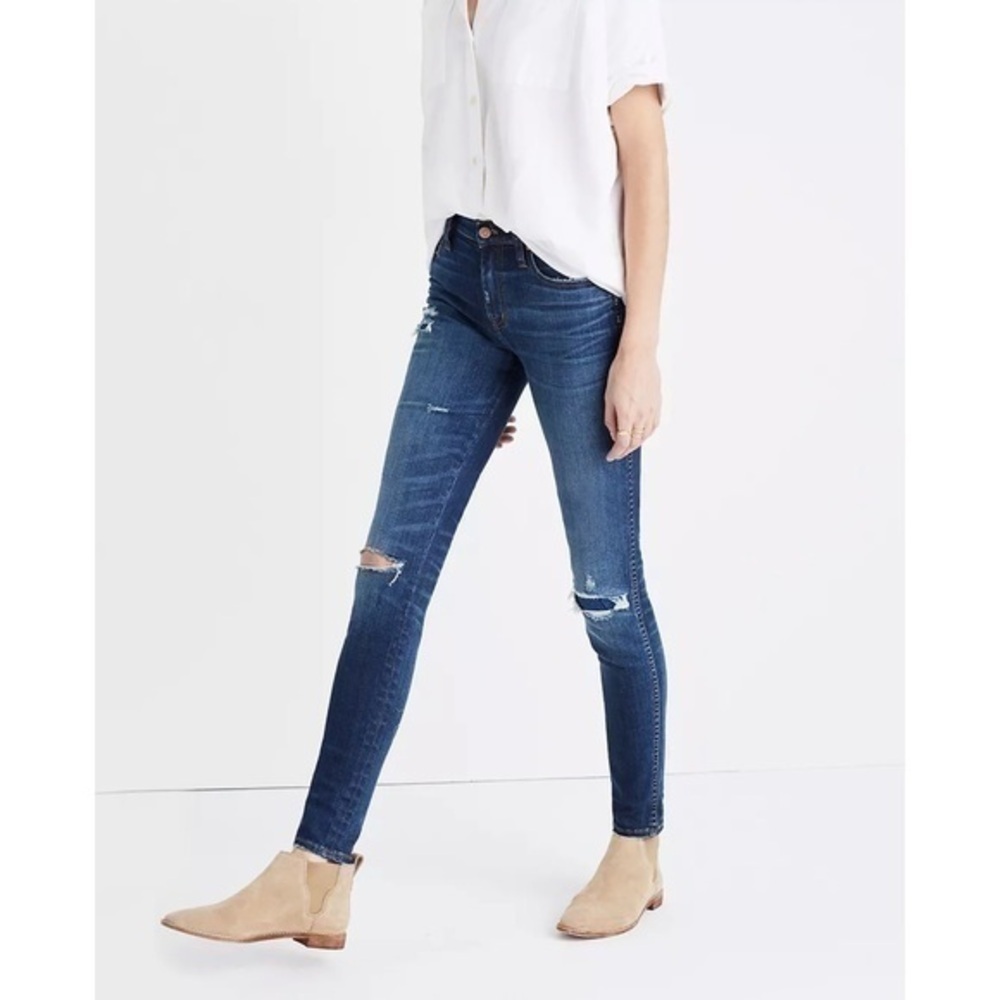 Madewell 9” High Rise Skinny Jeans Destroyed